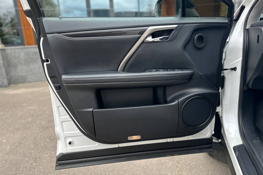 Lexus RX 300 2018 фото 8