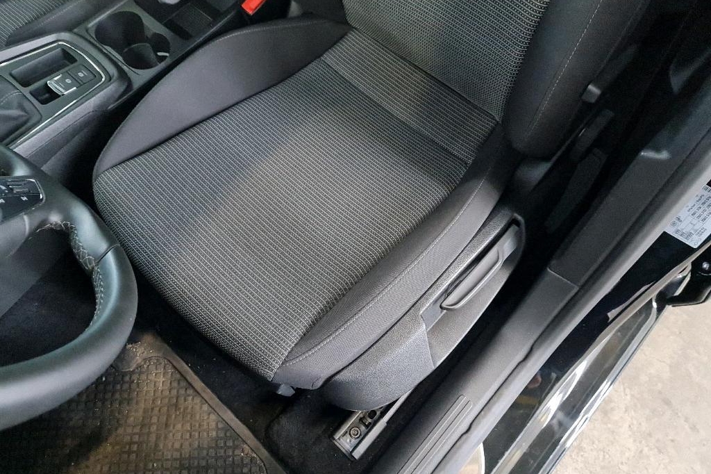 SEAT Leon ST 2018 photo 35