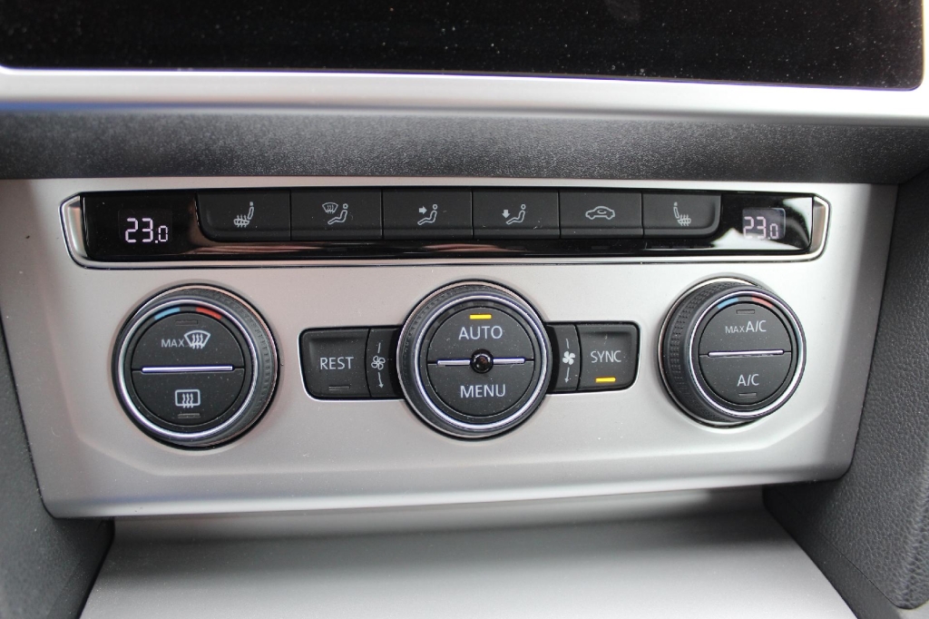 Volkswagen Passat Variant 2019 фото 5