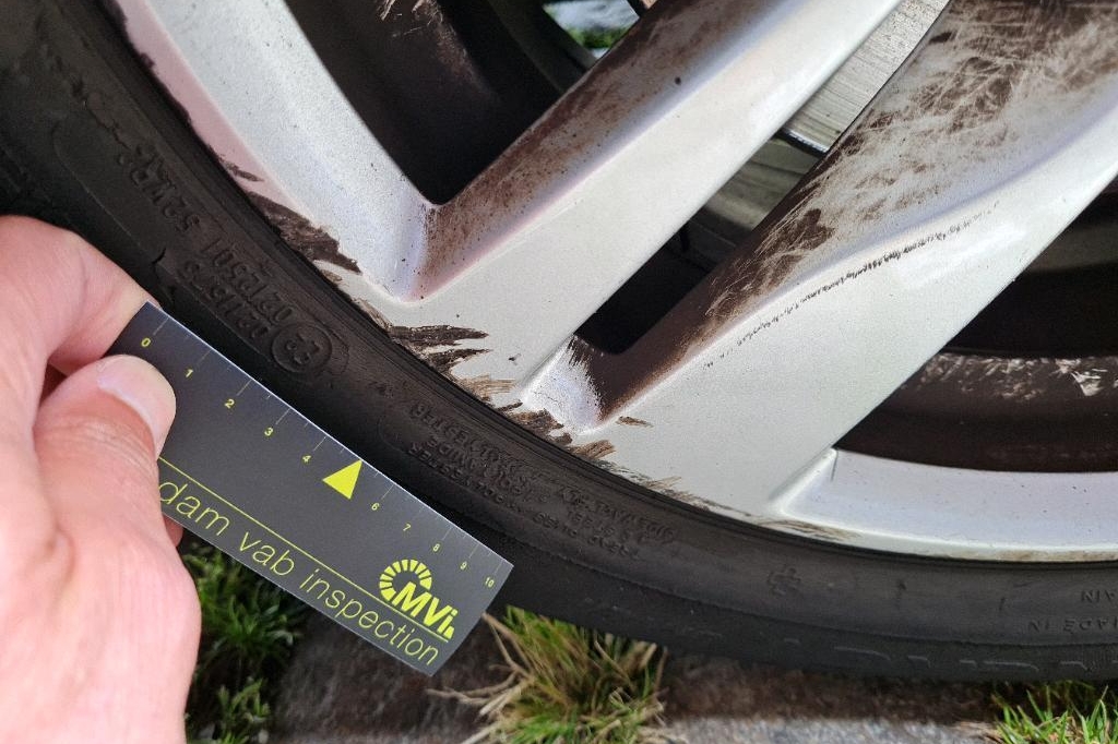 Opel Astra Sports Tourer 2016 фото 11