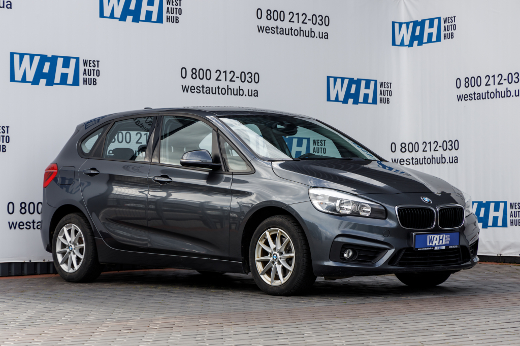 BMW 218 d 2015 фото 1