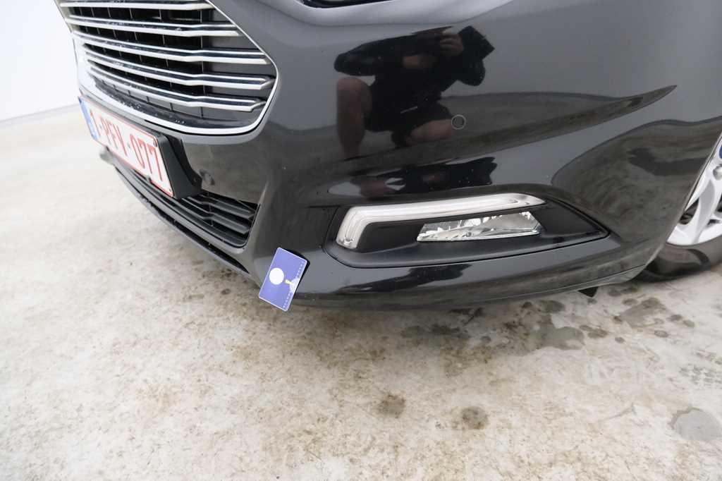 Ford Mondeo 2016 фото 46