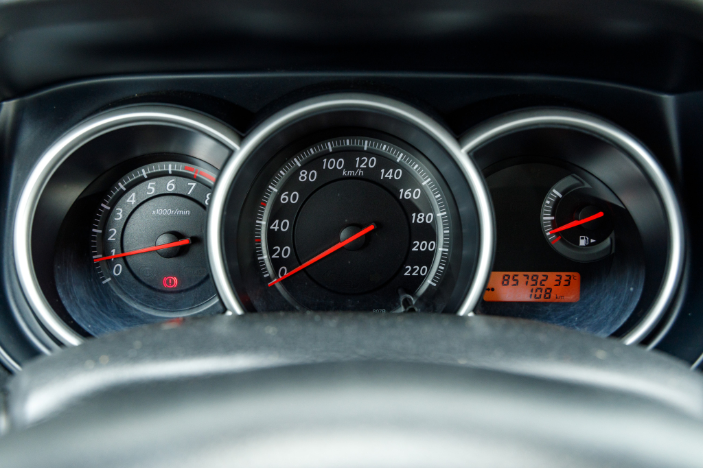 Nissan TIIDA 2010 фото 22