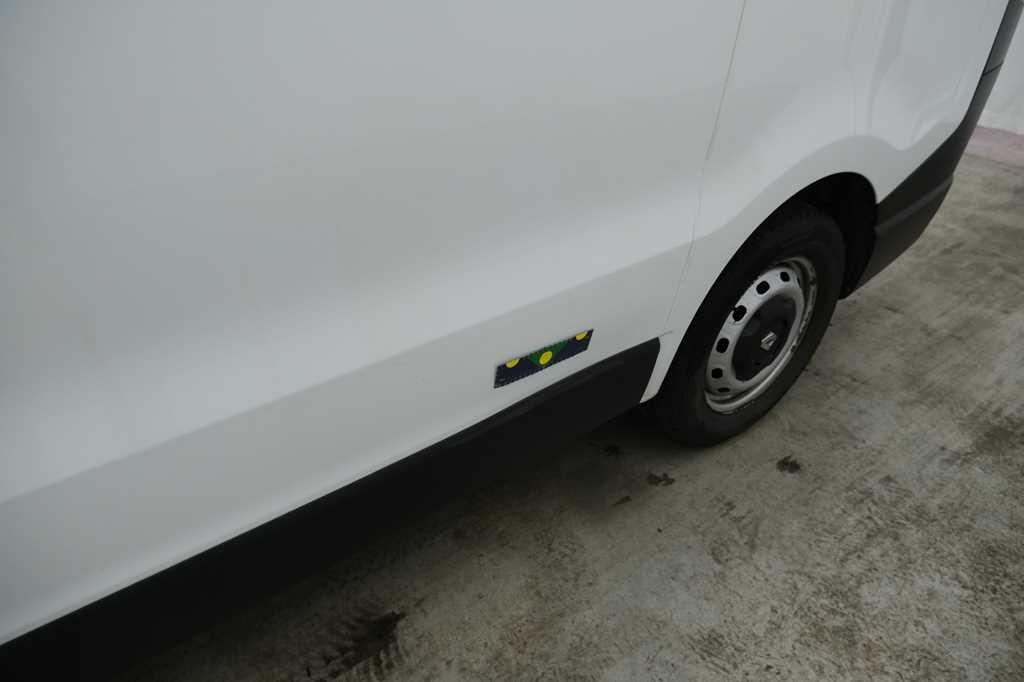 Renault Trafic 2015 фото 37