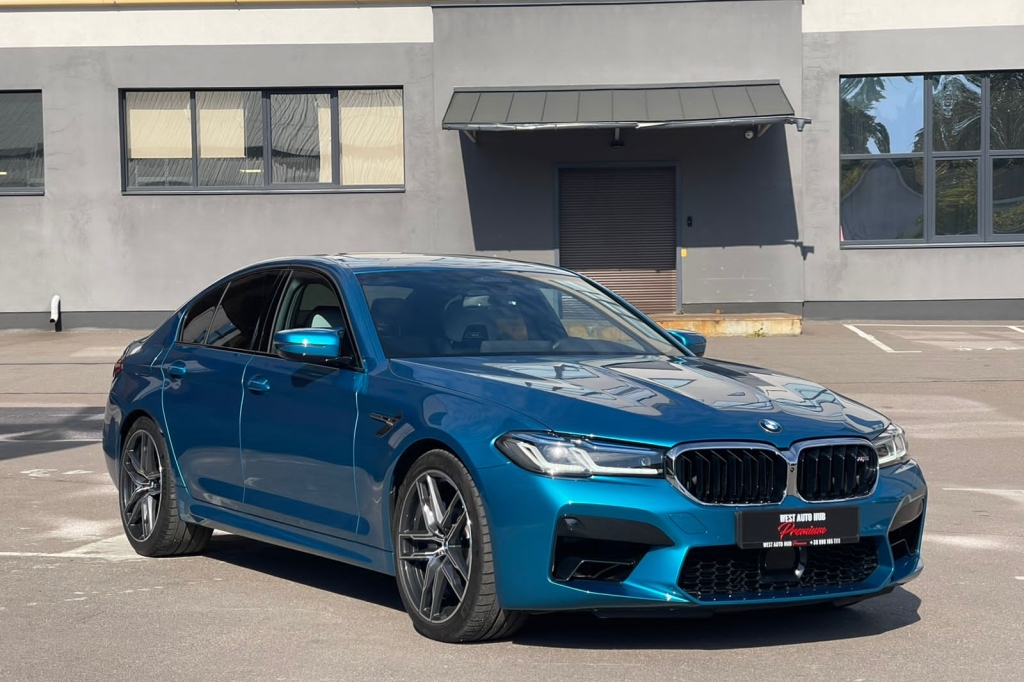 BMW M5 2020 фото 14