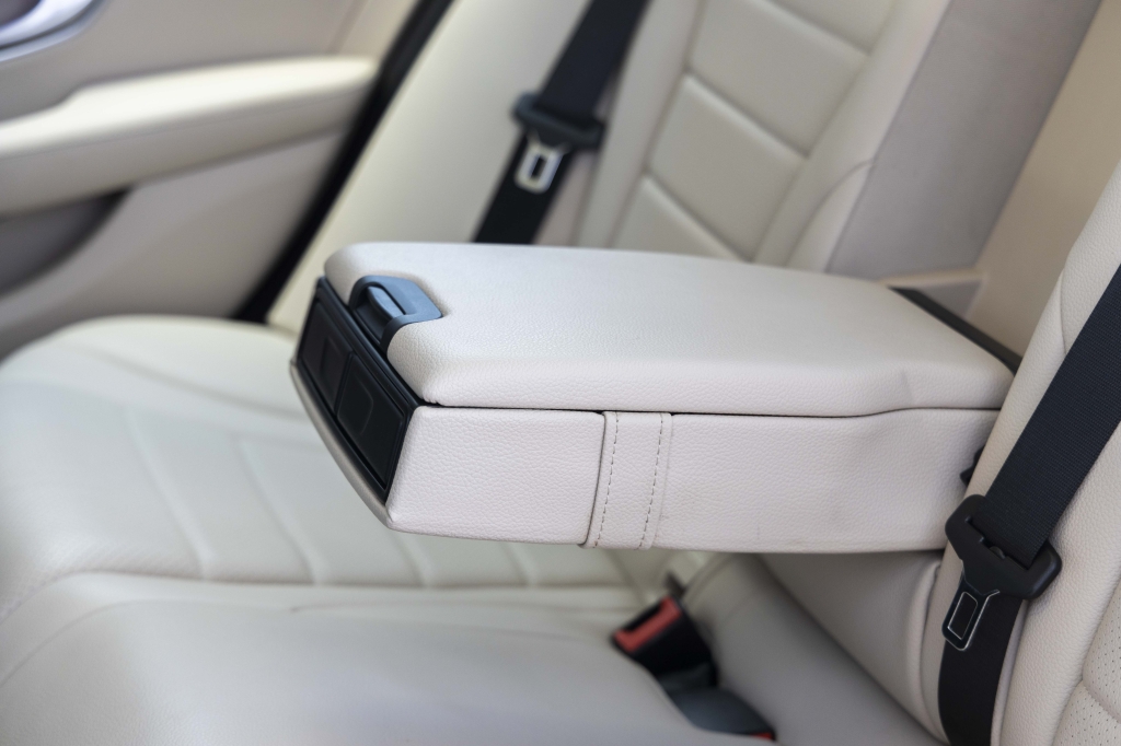 Mercedes-Benz C-Class C300 4Matic 2019 фото 19