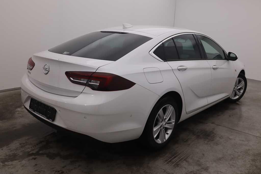 Opel Insignia Grand Sport 2017 фото 3