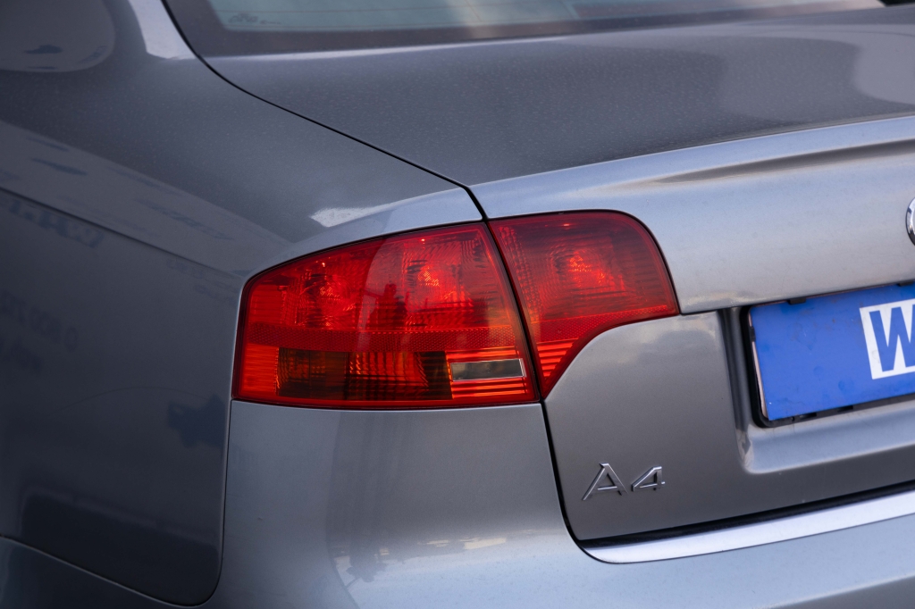 Audi A4 S-Line 2007 фото 11