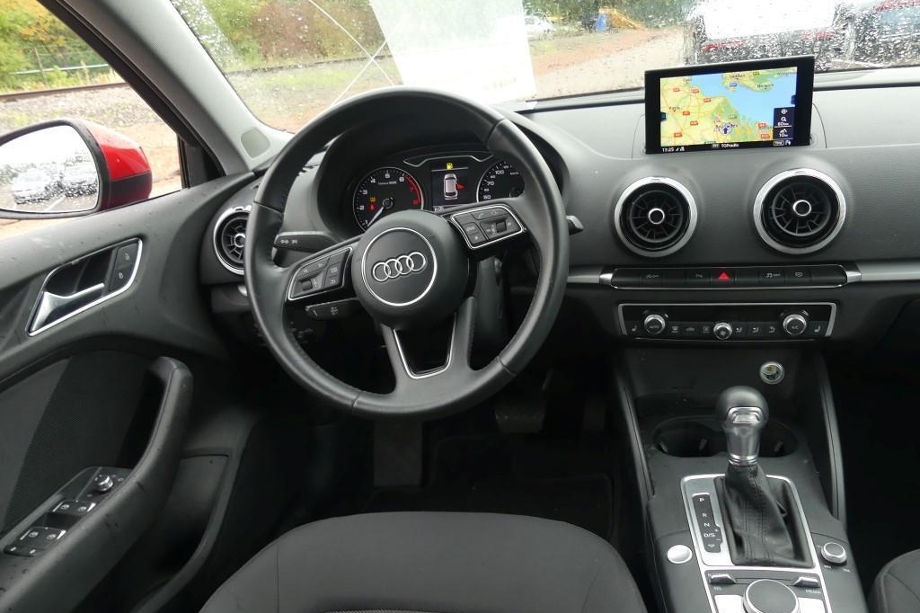 Audi A3 Sportback 2018 photo 3