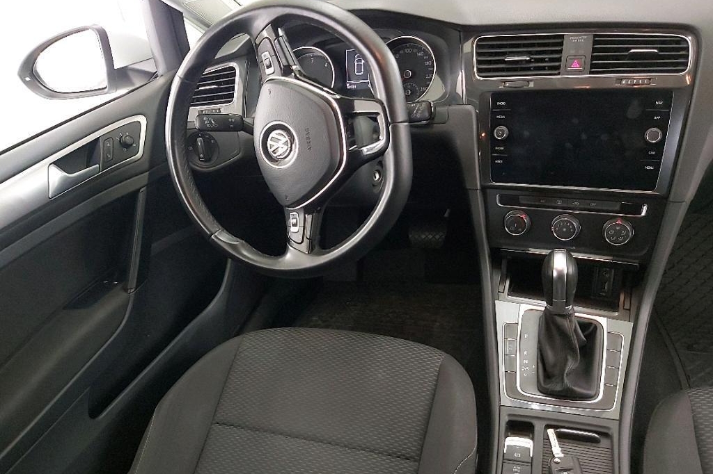Volkswagen Golf 2017 photo 5