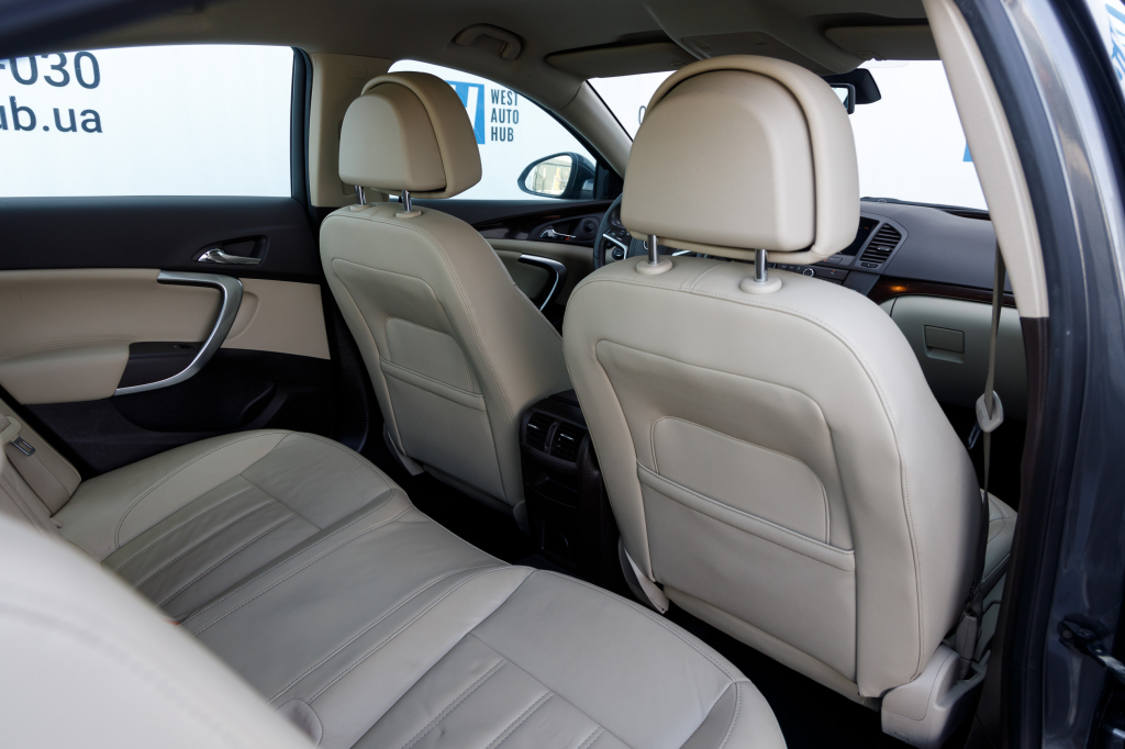 Opel Insignia фото 28