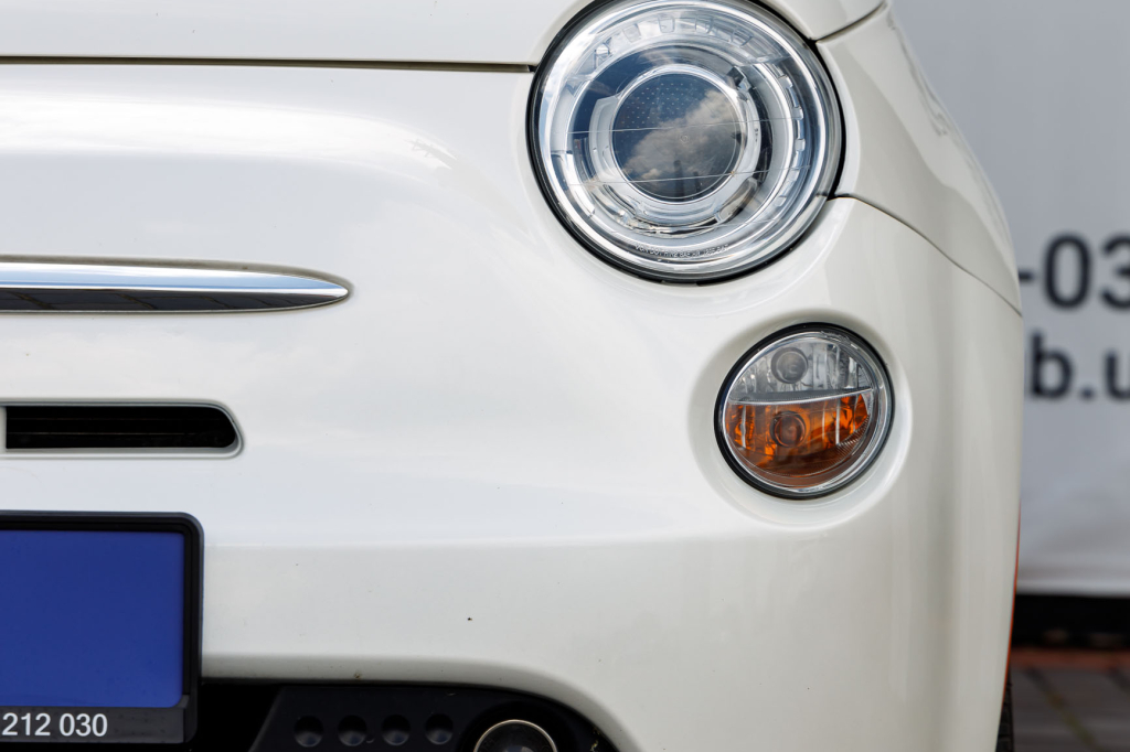 Fiat 500 E 2015 photo 17