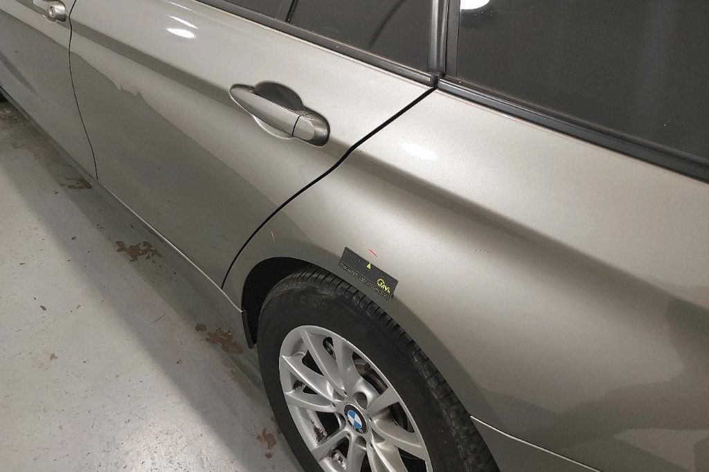 BMW 3er Touring 2016 фото 16