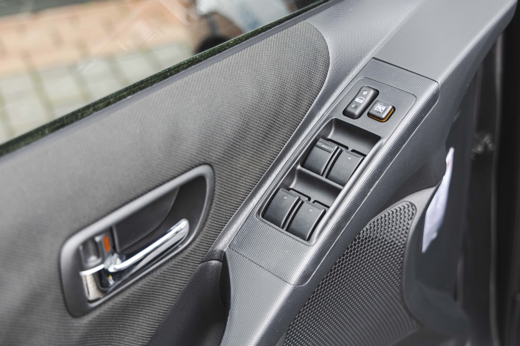 Toyota Corolla Verso 2007 photo 13