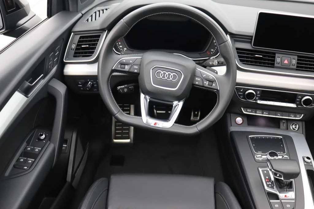 Audi SQ5 2018 photo 4