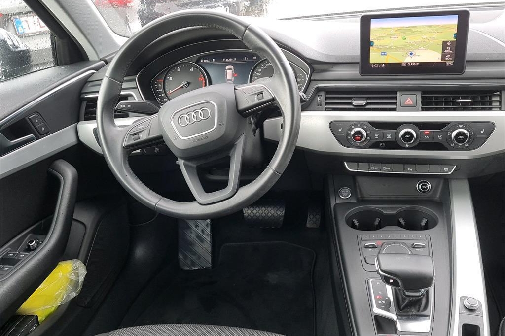 Audi A4 Avant 2018 photo 4