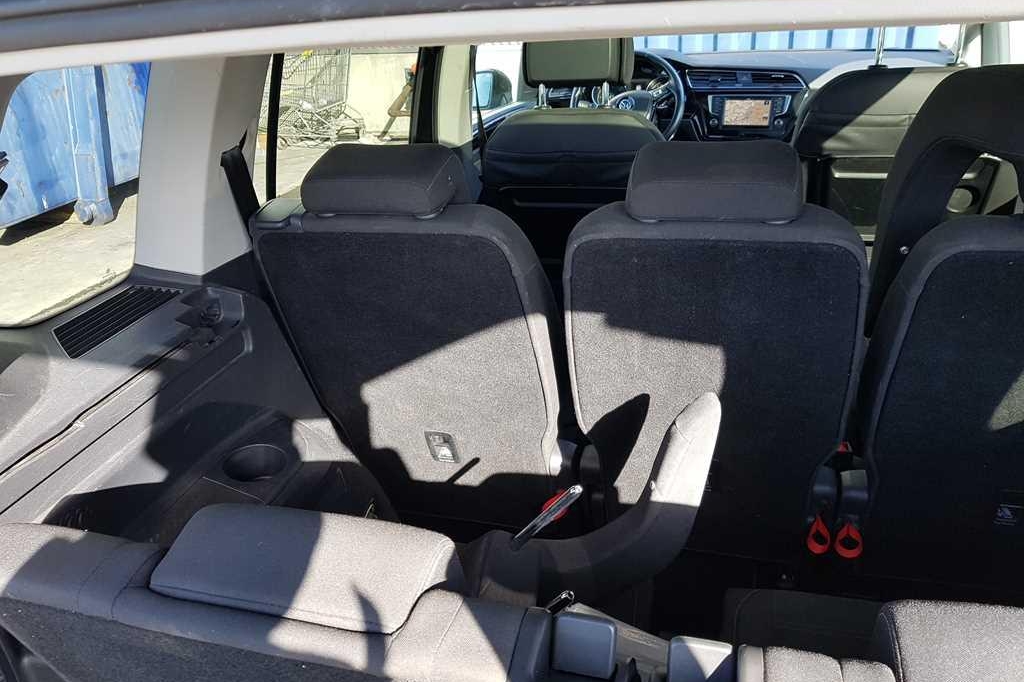 Volkswagen Touran 2016 photo 13