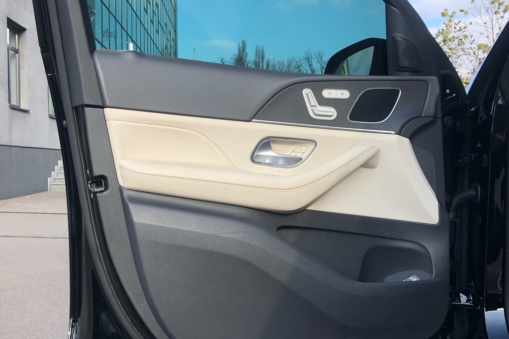 Mercedes-Benz GLE 350 2019 фото 16