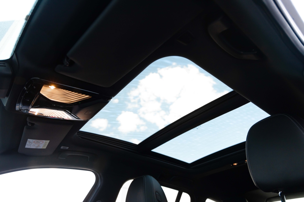 BMW 3 Series 320d 2019 фото 20