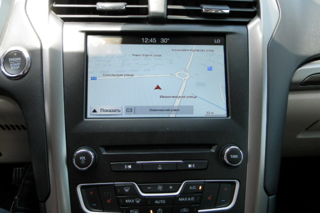 Ford Fusion SE Plus 2017 фото 8