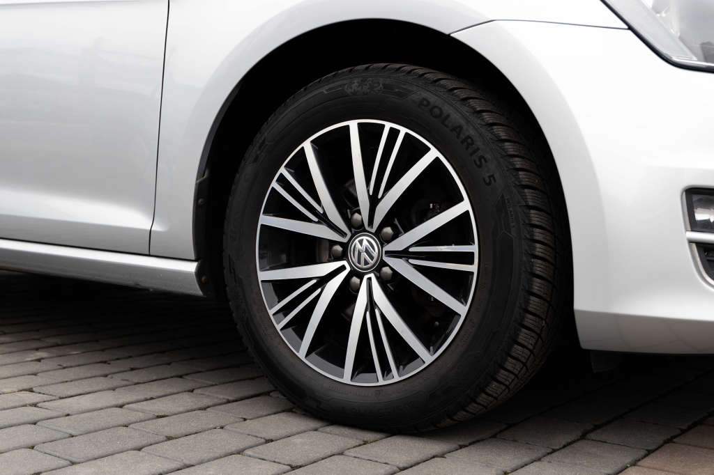 Volkswagen Golf Allstar 2016 фото 6