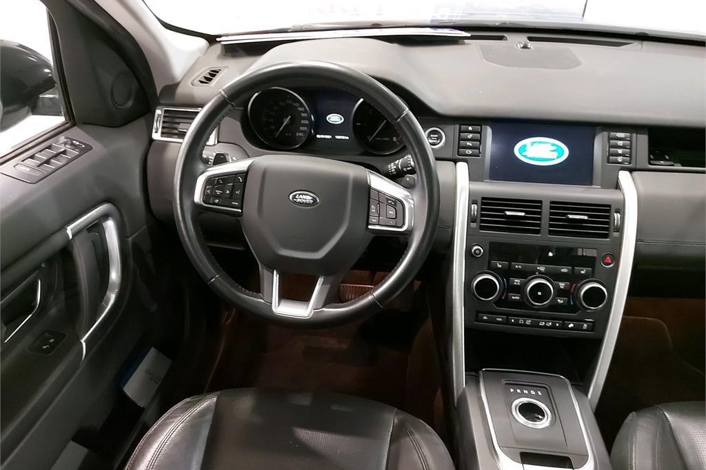 Land Rover Discovery Sport 2016 фото 7