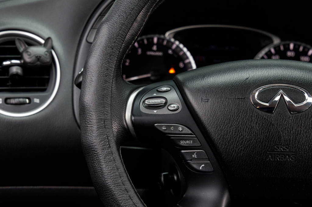 Infiniti QX60 2017 фото 16