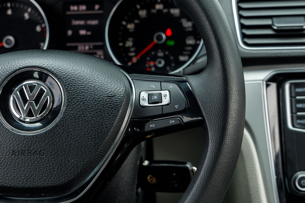 Volkswagen Passat B8 S 2016 фото 20