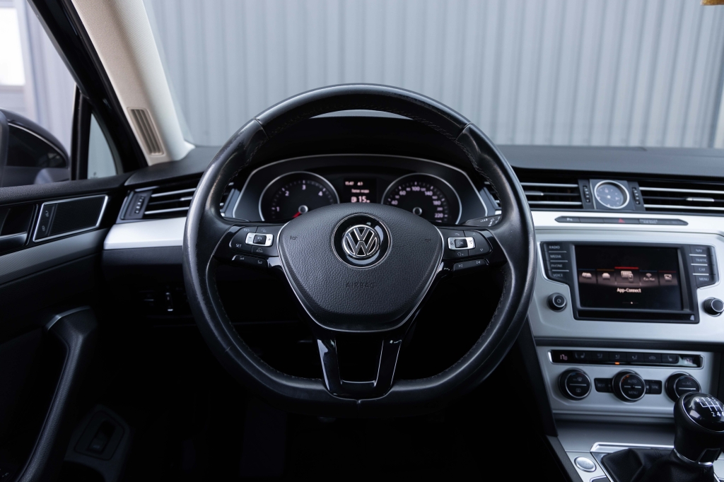 Volkswagen Passat B8 2015 фото 21