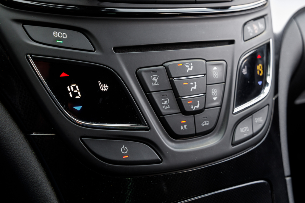 Opel Insignia photo 21