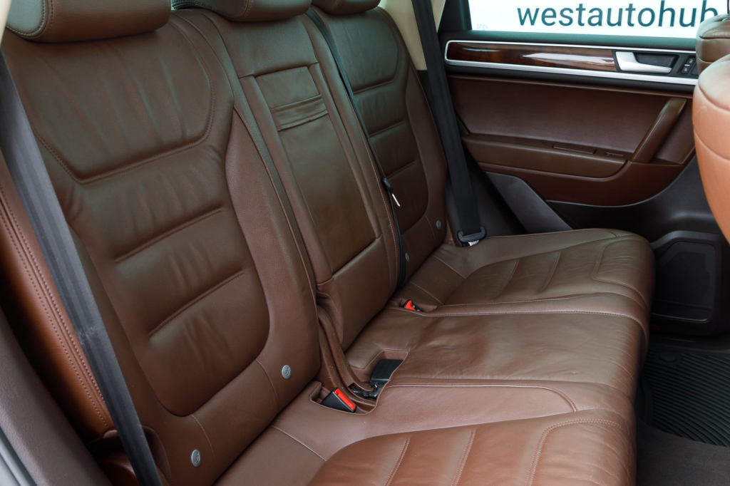 Volkswagen Touareg 2012 photo 22