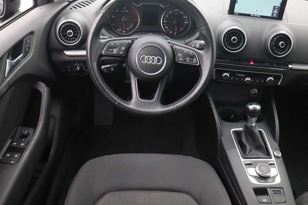 Audi A3 2016 фото 4