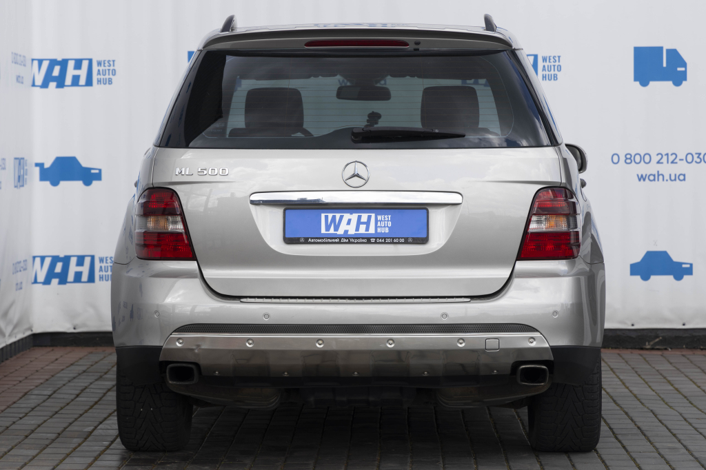 Mercedes-Benz M-Class ML500 W164 2006 photo 6