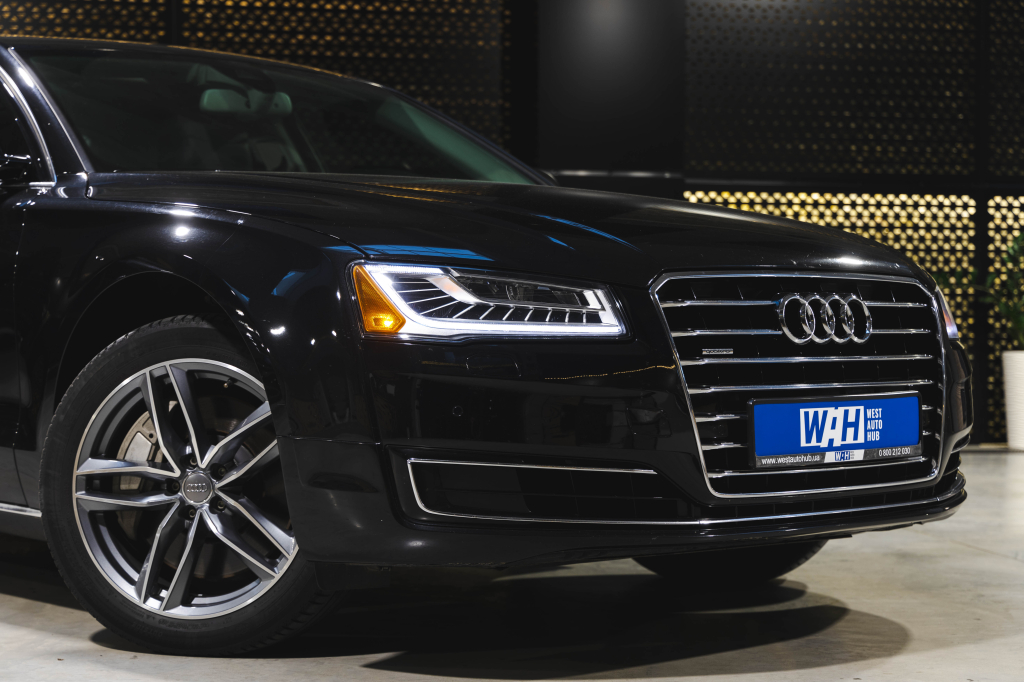 Audi A8 2015 фото 3
