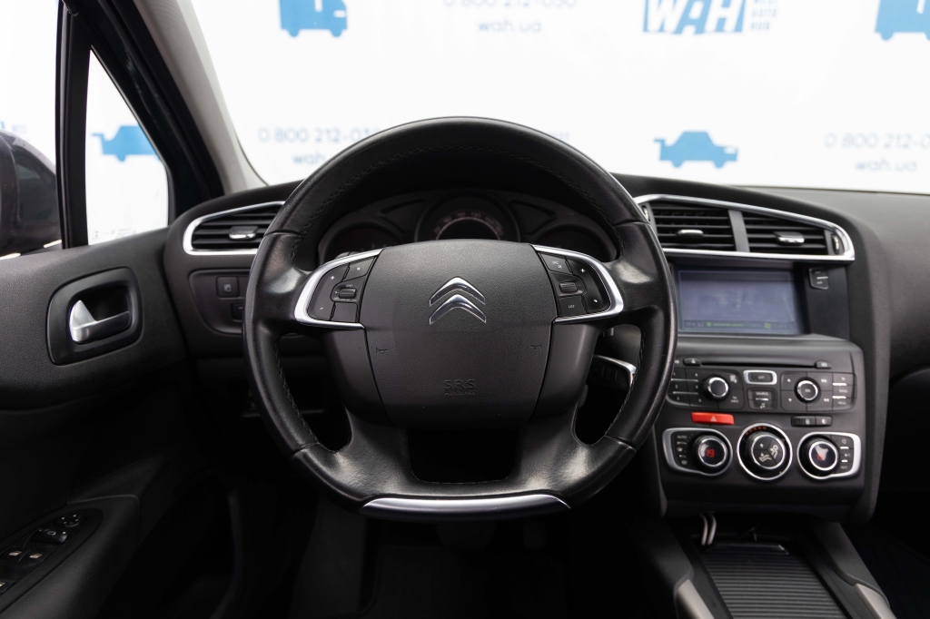 Citroen C4 2015 фото 18
