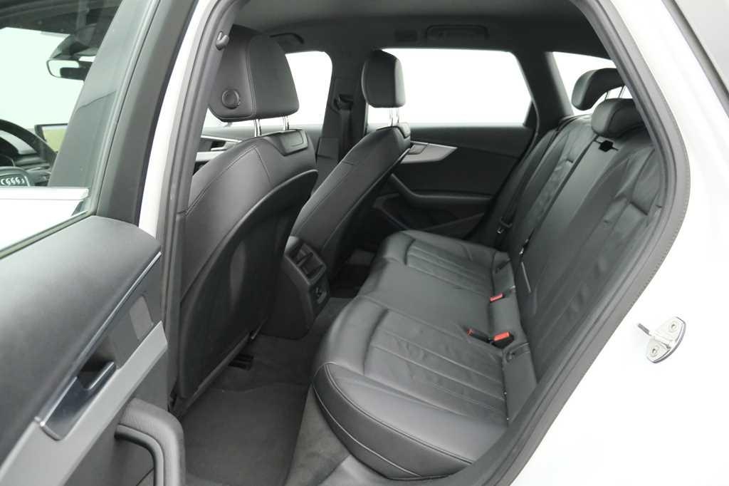 Audi A4 Avant 2017 photo 4