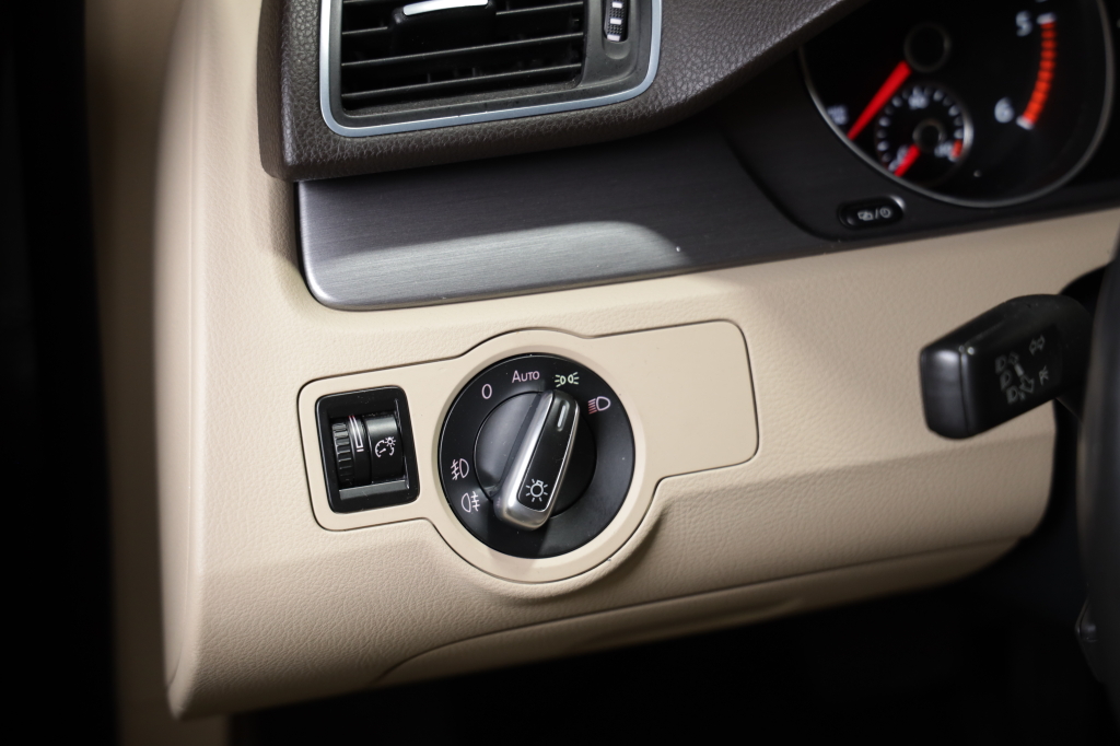 Volkswagen Passat 2013 фото 22