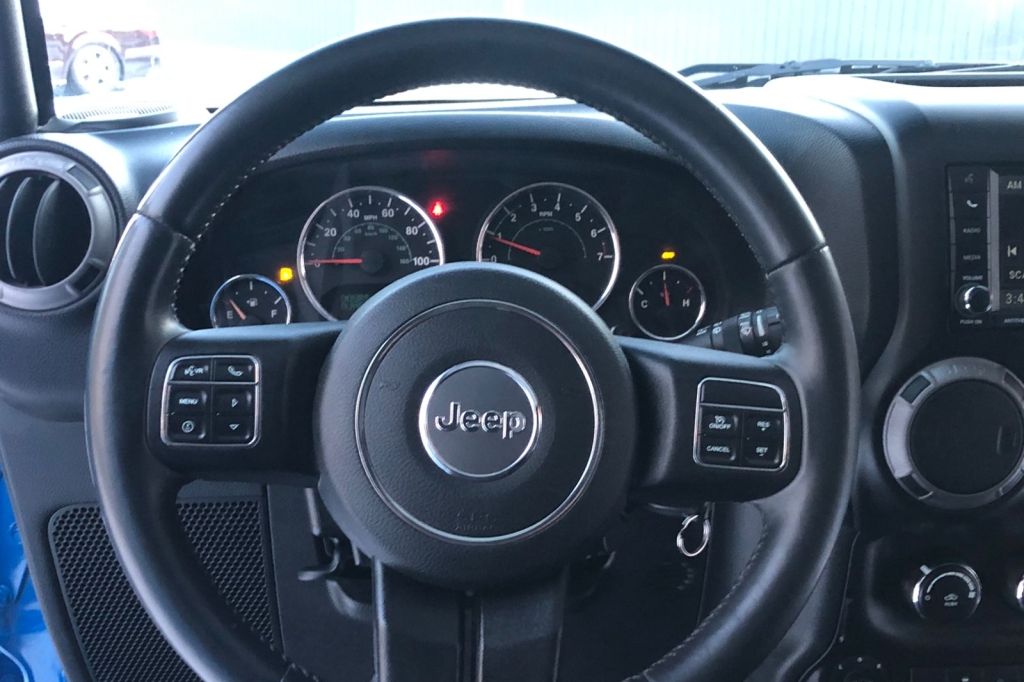 Jeep Wrangler 2015 photo 22