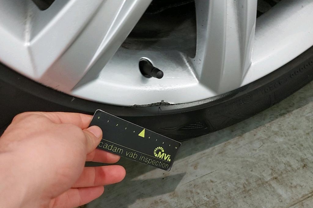 Volvo V90 2017 фото 12