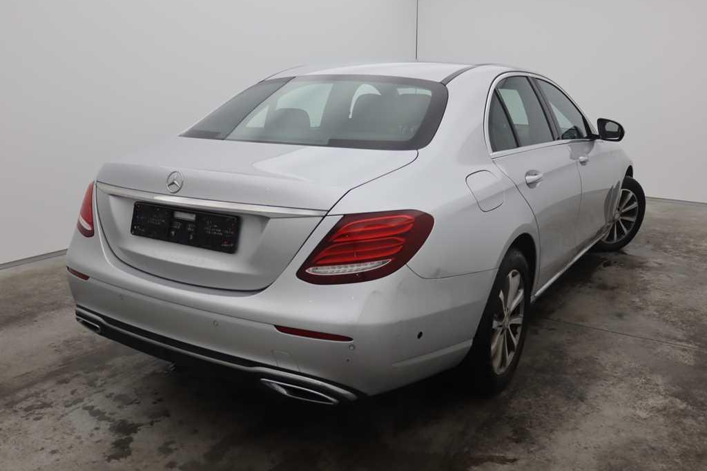 Mercedes-Benz E-Klasse 2016 фото 1