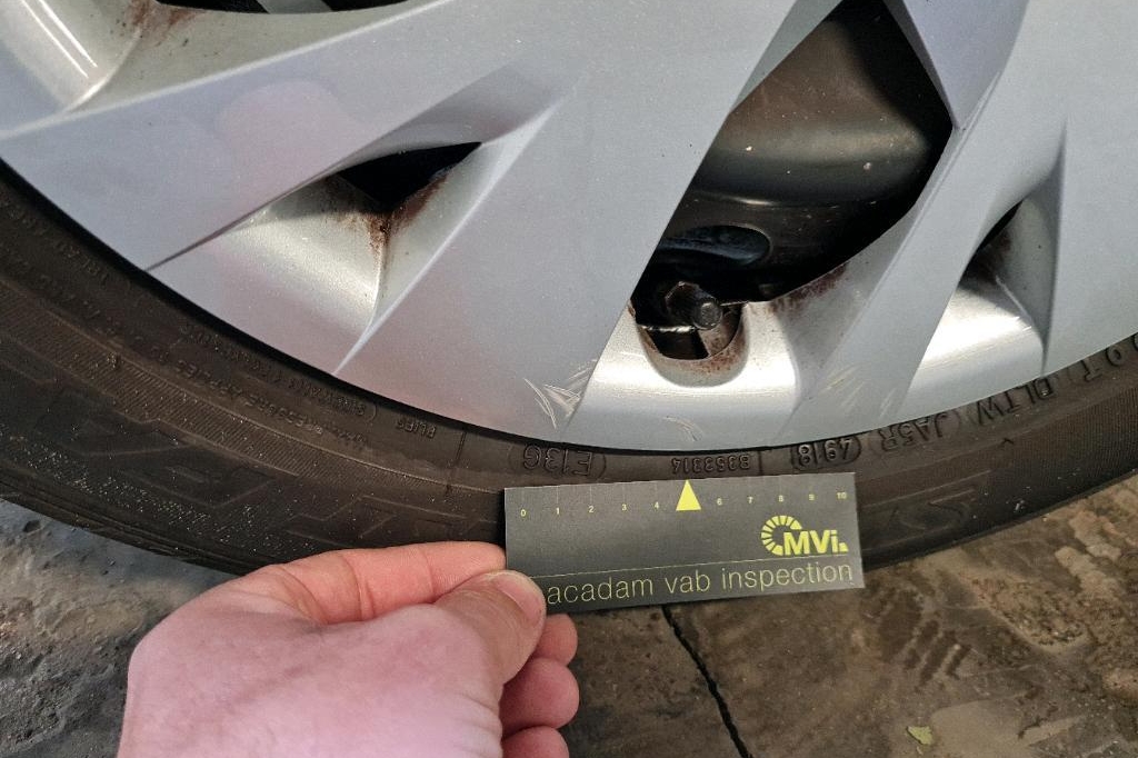 Toyota Yaris 2019 фото 18