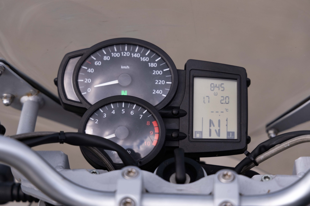 BMW R 1200R 2010 фото 10