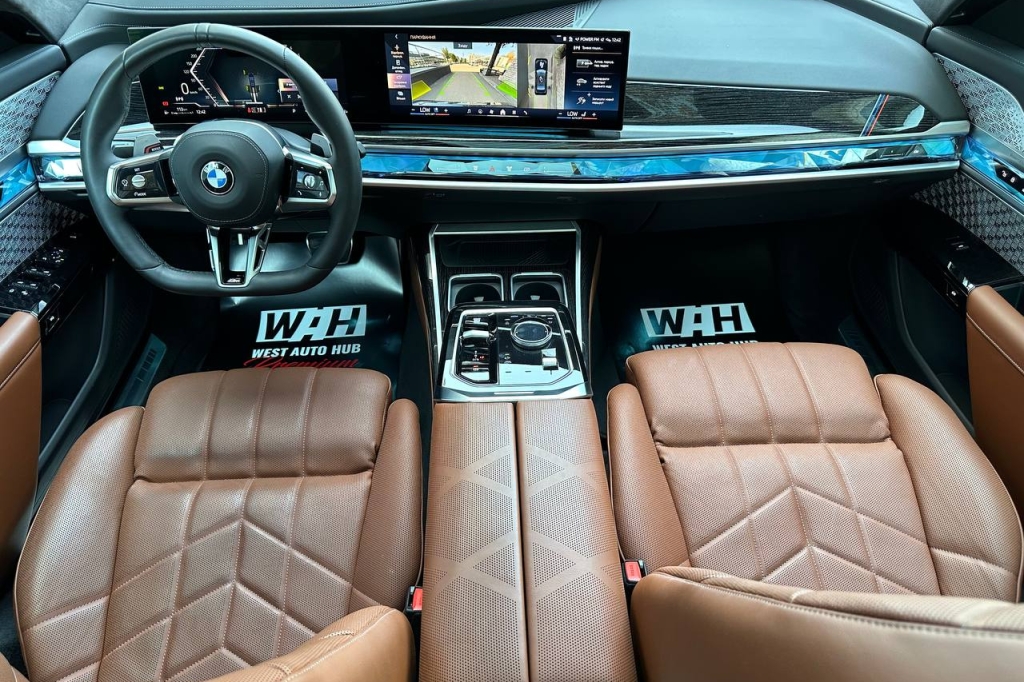 BMW 740 2023 фото 22