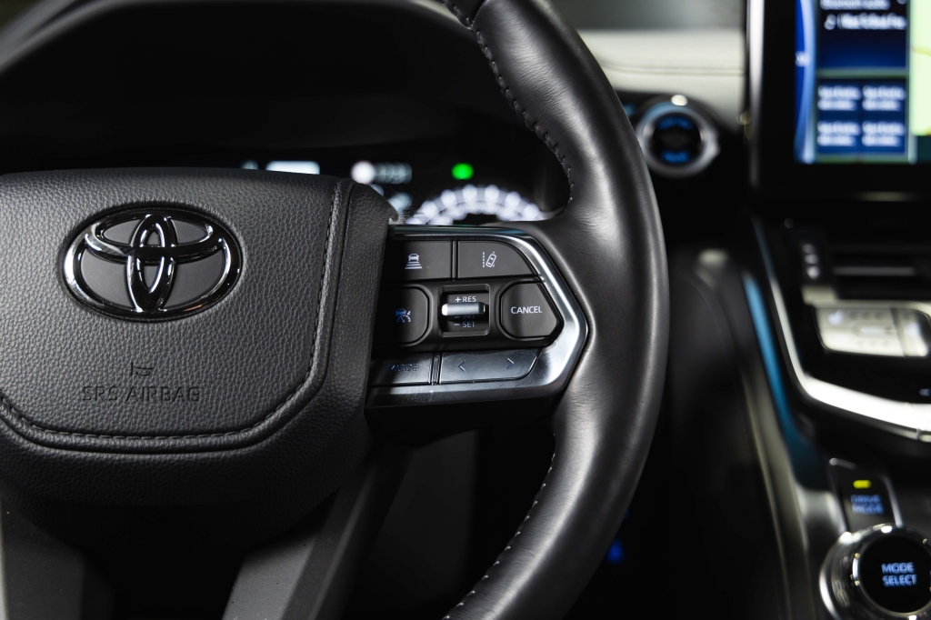 Toyota Land Cruiser GR 2023 фото 24