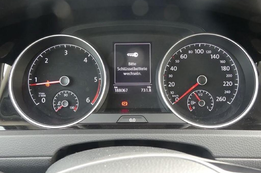 Volkswagen Golf 2018 photo 2