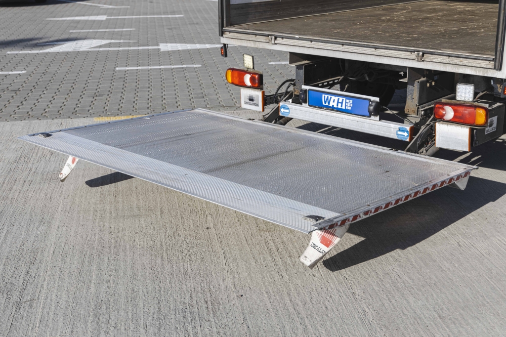 Opel Movano 2019 фото 8