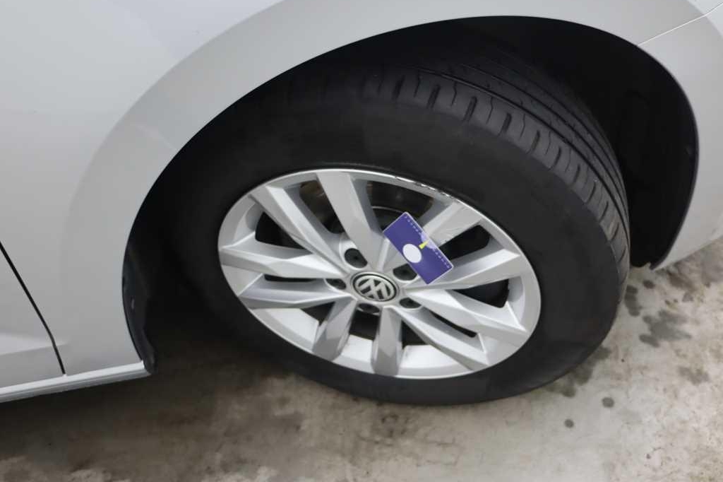 Volkswagen Touran 2016 фото 24