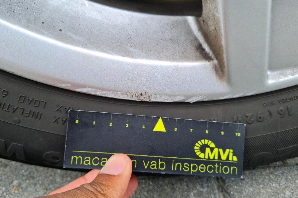 Audi A4 2017 фото 37