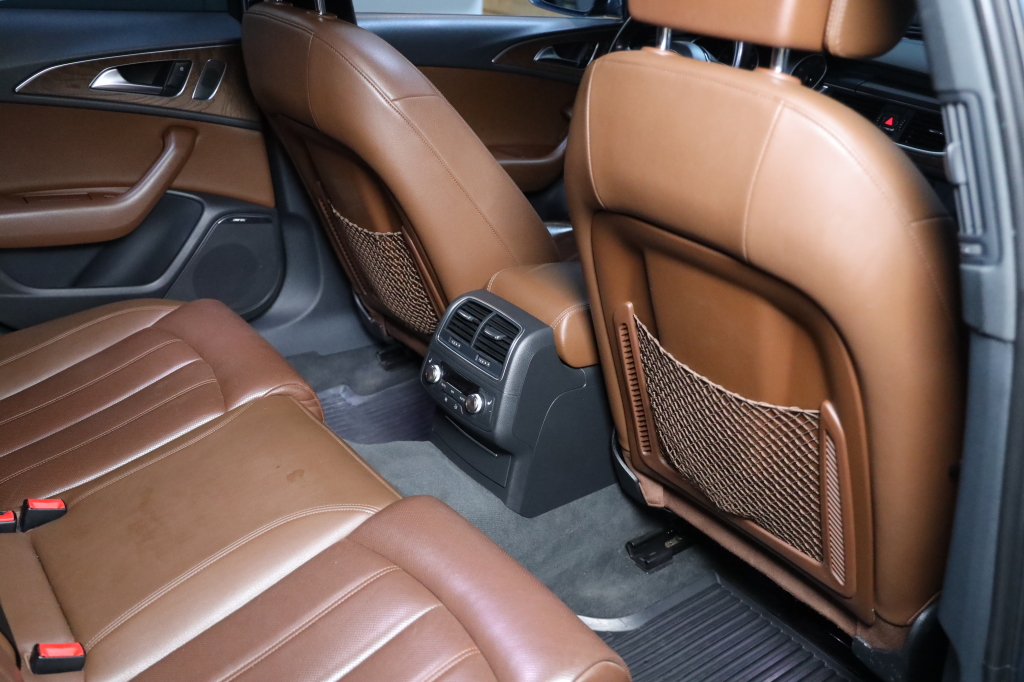 Audi A6 2012 photo 11