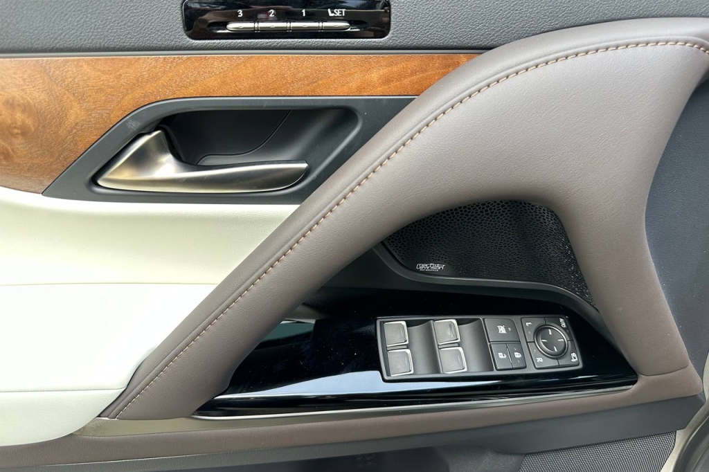 Lexus LX 500d 2022 photo 10